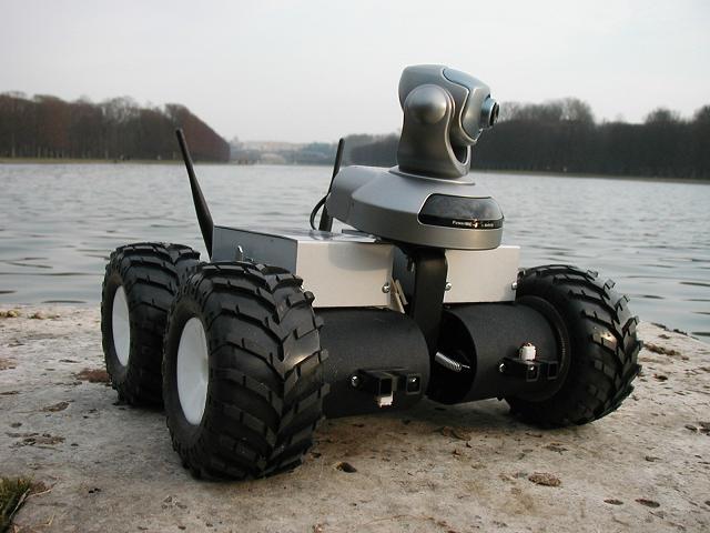 Robot